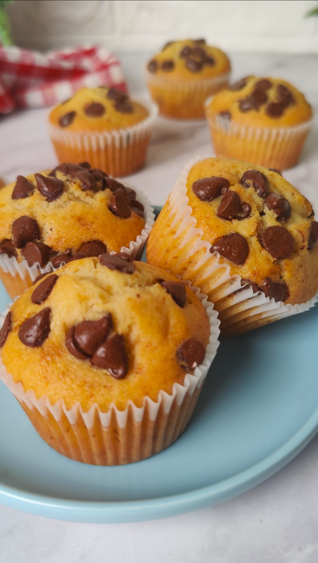 Vanilla & Chocolate Chip Cupcakes: The Ultimate Go-To Treat